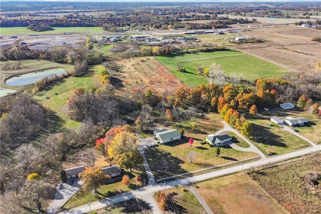 19886 Grange Road, Higginsville, MO 64037