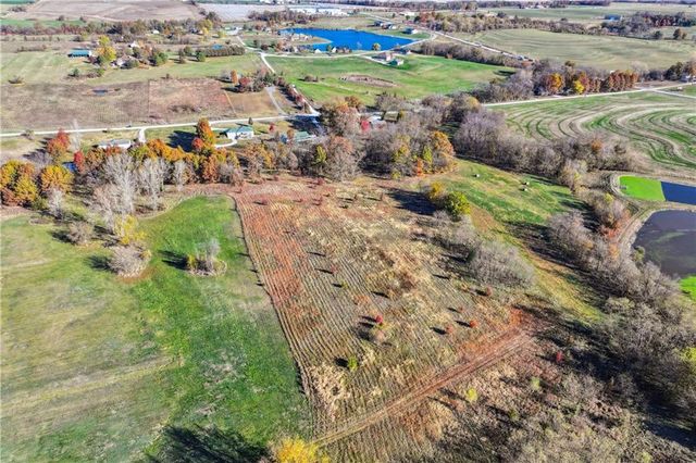 19886 Grange Road, Higginsville, MO 64037