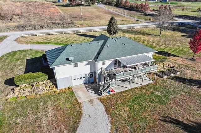 19886 Grange Road, Higginsville, MO 64037