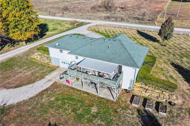 19886 Grange Road, Higginsville, MO 64037