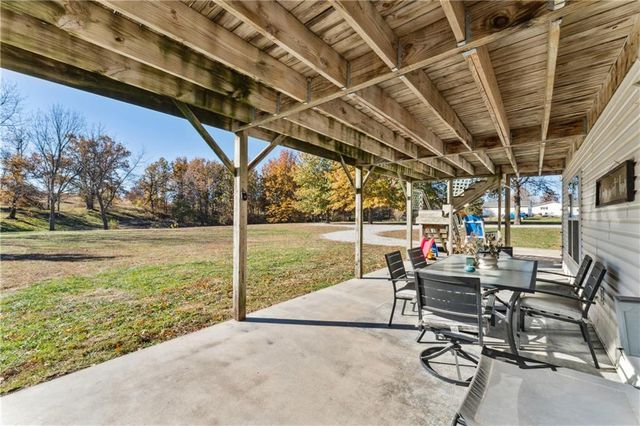 19886 Grange Road, Higginsville, MO 64037