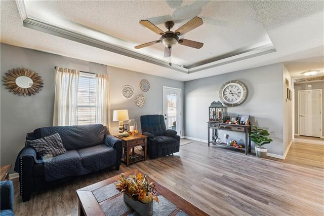 19886 Grange Road, Higginsville, MO 64037