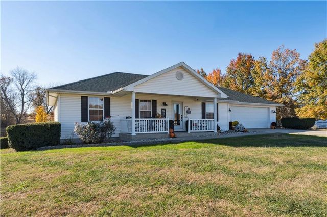 19886 Grange Road, Higginsville, MO 64037