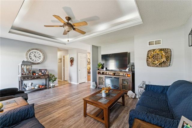 19886 Grange Road, Higginsville, MO 64037