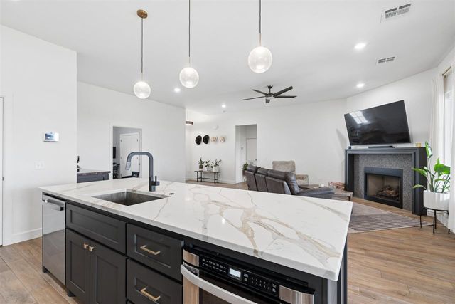 5738 Tadpole Dr, Elgin, OK 73538