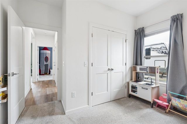 5738 Tadpole Dr, Elgin, OK 73538