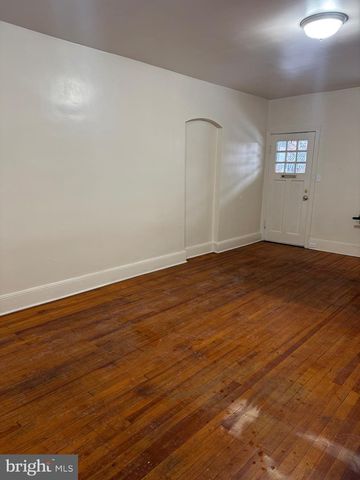 978 S BROAD ST, Trenton, NJ 08611