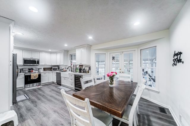 416 Wadebrook Dr, Gallatin, TN 37066