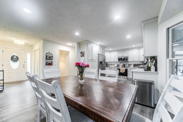 416 Wadebrook Dr, Gallatin, TN 37066