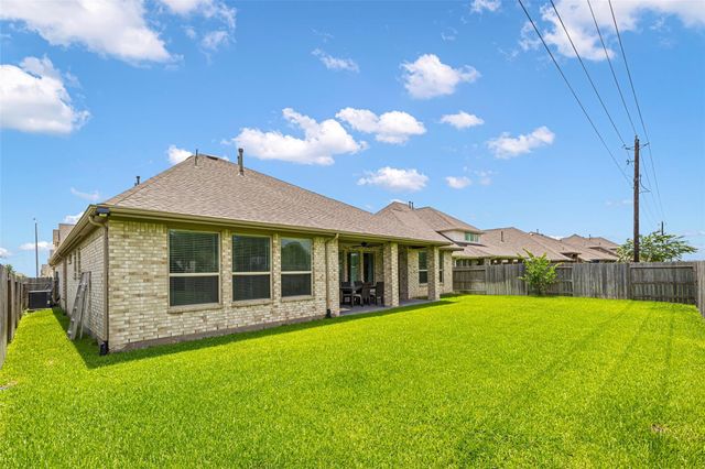 7823 Leighton Trail, Pasadena, TX 77505