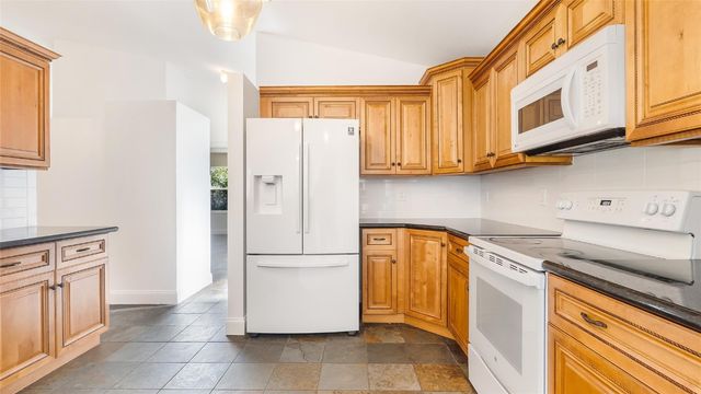 19820 SW 7th Place, Pembroke Pines, FL 33029