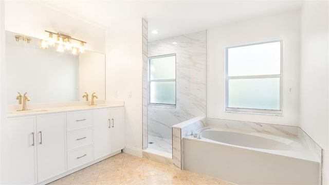 19820 SW 7th Place, Pembroke Pines, FL 33029