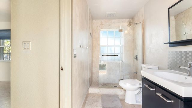 19820 SW 7th Place, Pembroke Pines, FL 33029
