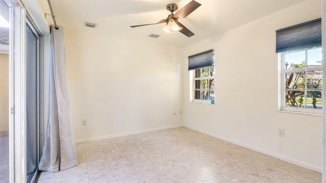 19820 SW 7th Place, Pembroke Pines, FL 33029