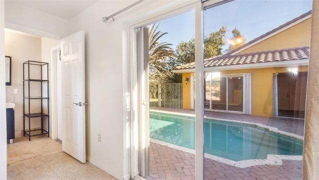 19820 SW 7th Place, Pembroke Pines, FL 33029