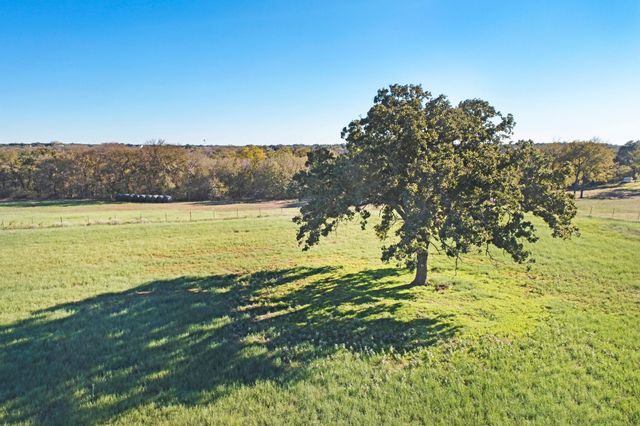 255 Maddux Road, Weatherford, TX 76088