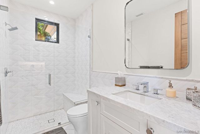 16640 El Camino Real, Rancho Santa Fe, CA 92067