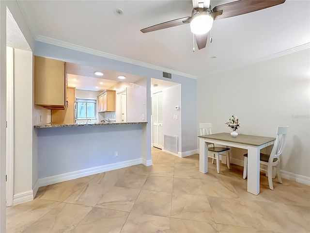 1715 PELICAN COVE ROAD GL339, Sarasota, FL 34231