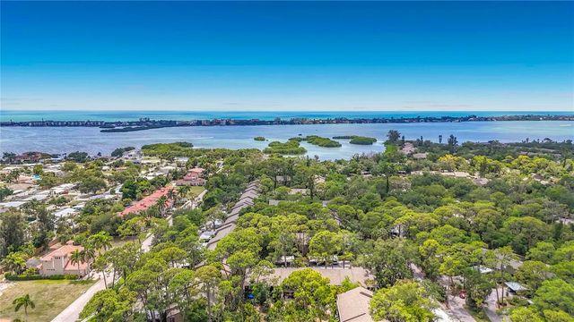 1715 PELICAN COVE ROAD GL339, Sarasota, FL 34231
