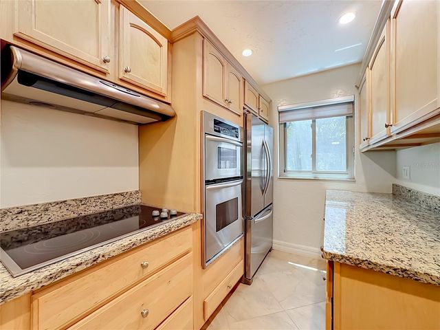 1715 PELICAN COVE ROAD GL339, Sarasota, FL 34231