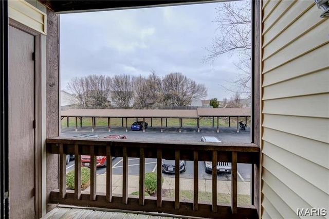 1430 Summergate Parkway J, St Charles, MO 63303