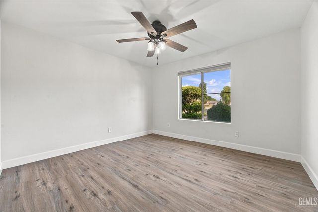 6717 Noah Avenue, Bakersfield, CA 93308