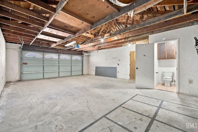 6717 Noah Avenue, Bakersfield, CA 93308
