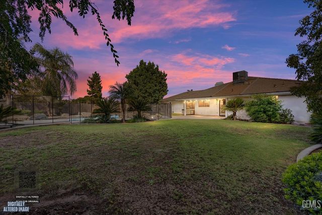 6717 Noah Avenue, Bakersfield, CA 93308
