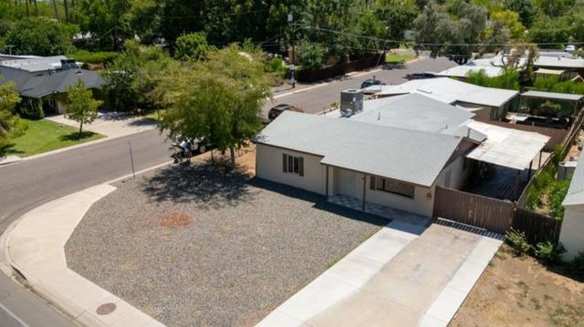 1239 E Highland Avenue A, Phoenix, AZ 85014