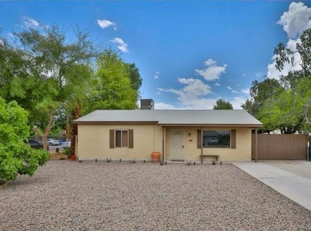 1239 E Highland Avenue A, Phoenix, AZ 85014