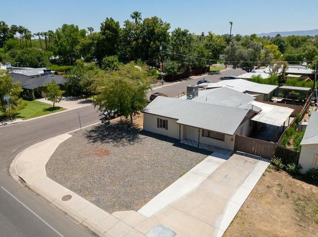 1239 E Highland Avenue A, Phoenix, AZ 85014