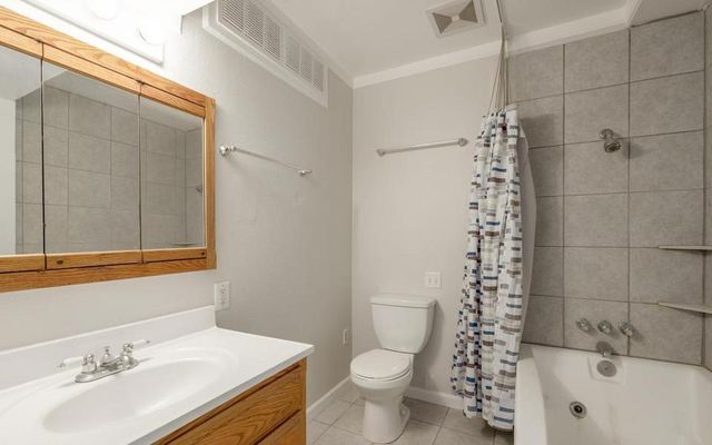 1239 E Highland Avenue A, Phoenix, AZ 85014