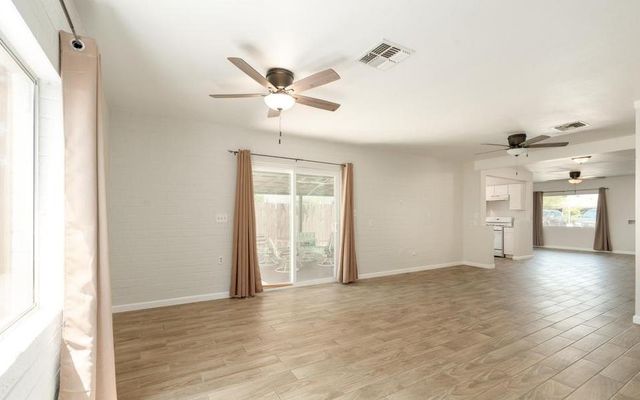 1239 E Highland Avenue A, Phoenix, AZ 85014