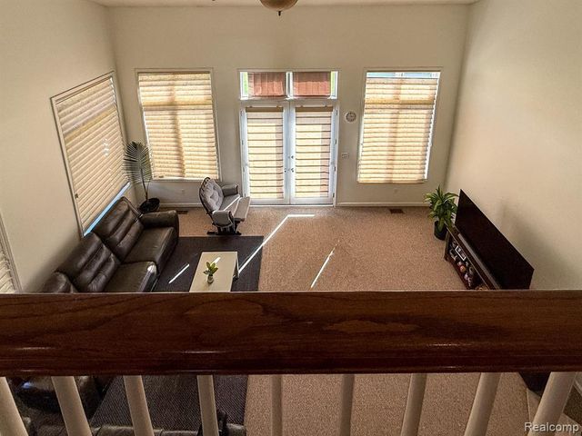 1038 Lorenzo Court, Troy, MI 48085