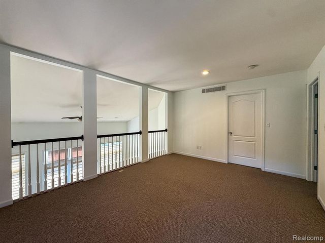 1038 Lorenzo Court, Troy, MI 48085