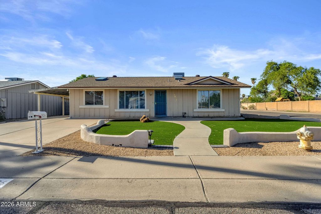 3526 E ANDERSON Drive, Phoenix, AZ 85032