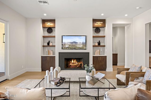 10232 N 86TH Street, Scottsdale, AZ 85258