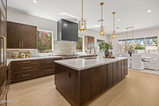 10232 N 86TH Street, Scottsdale, AZ 85258