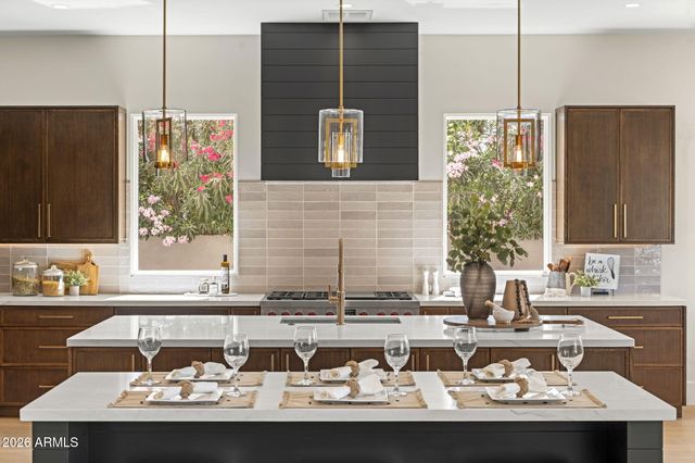 10232 N 86TH Street, Scottsdale, AZ 85258