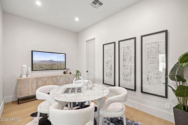 10232 N 86TH Street, Scottsdale, AZ 85258