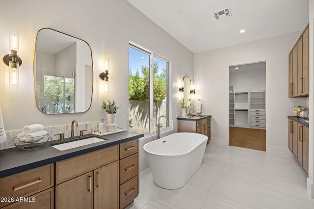 10232 N 86TH Street, Scottsdale, AZ 85258