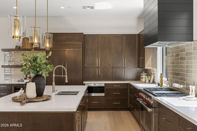 10232 N 86TH Street, Scottsdale, AZ 85258