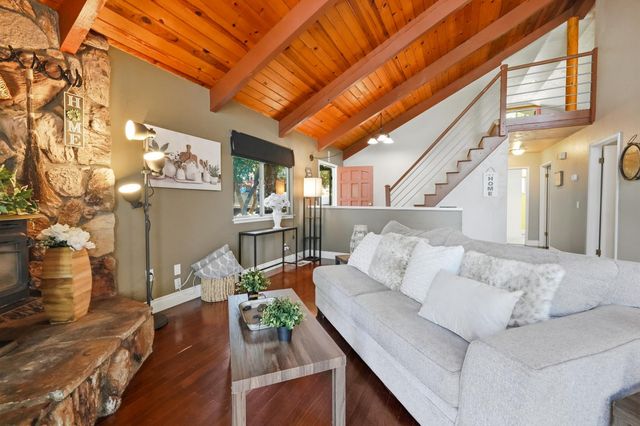 17849 Minnow Way, Penn Valley, CA 95946