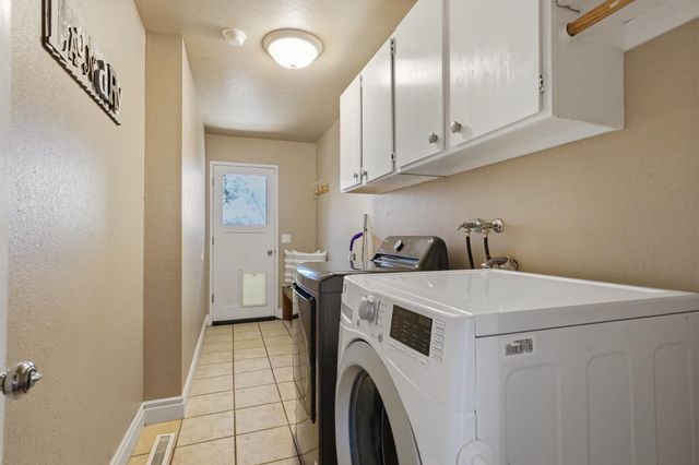 17849 Minnow Way, Penn Valley, CA 95946