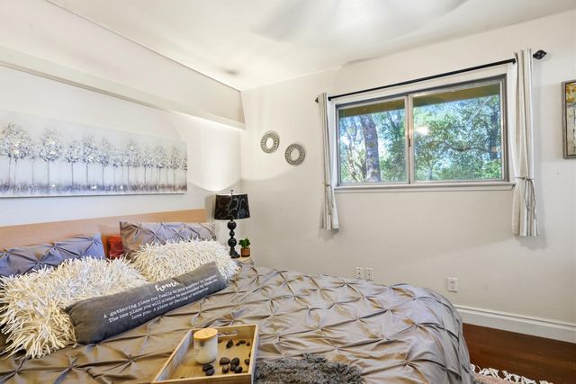 17849 Minnow Way, Penn Valley, CA 95946