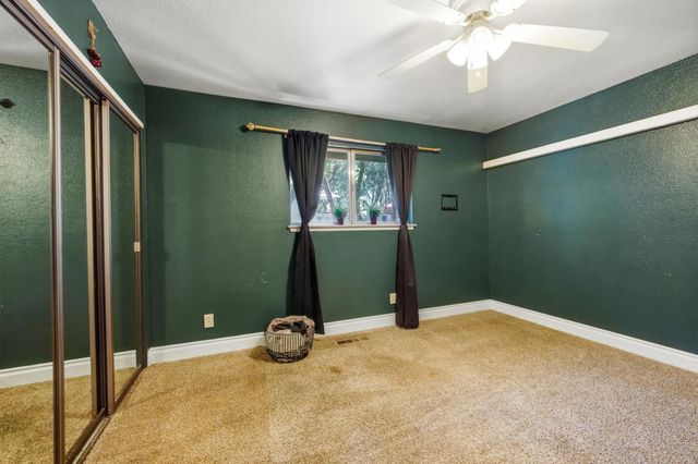 17849 Minnow Way, Penn Valley, CA 95946