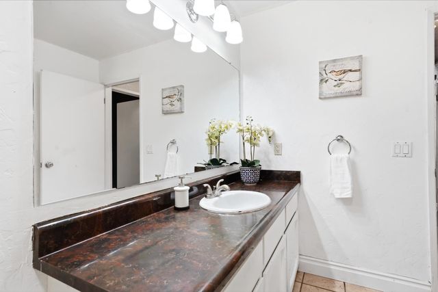 17849 Minnow Way, Penn Valley, CA 95946