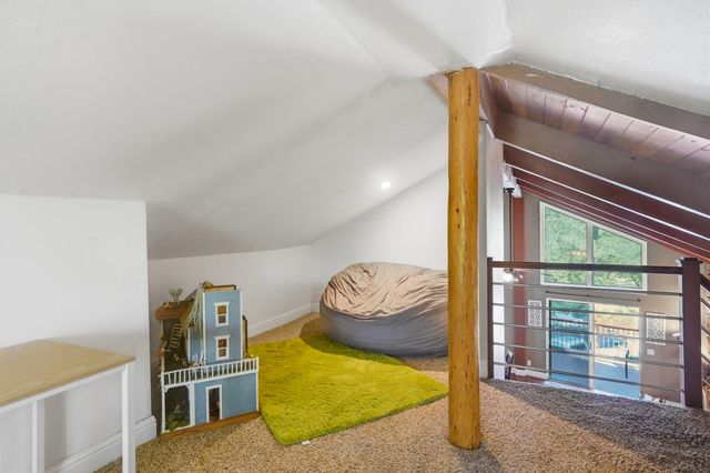 17849 Minnow Way, Penn Valley, CA 95946