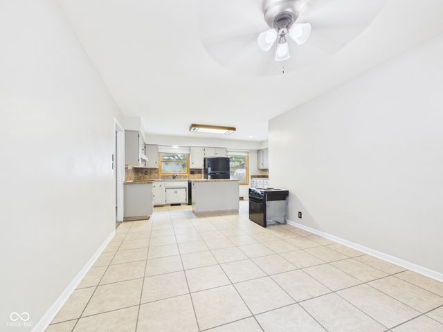 1727 Oakwood Drive, Anderson, IN 46011