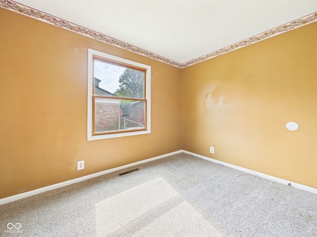 1727 Oakwood Drive, Anderson, IN 46011